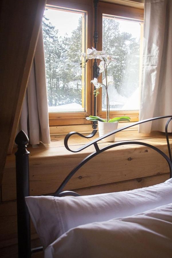 Hebergement "La Maison En Bois Rond" Sainte-Marie Kültér fotó