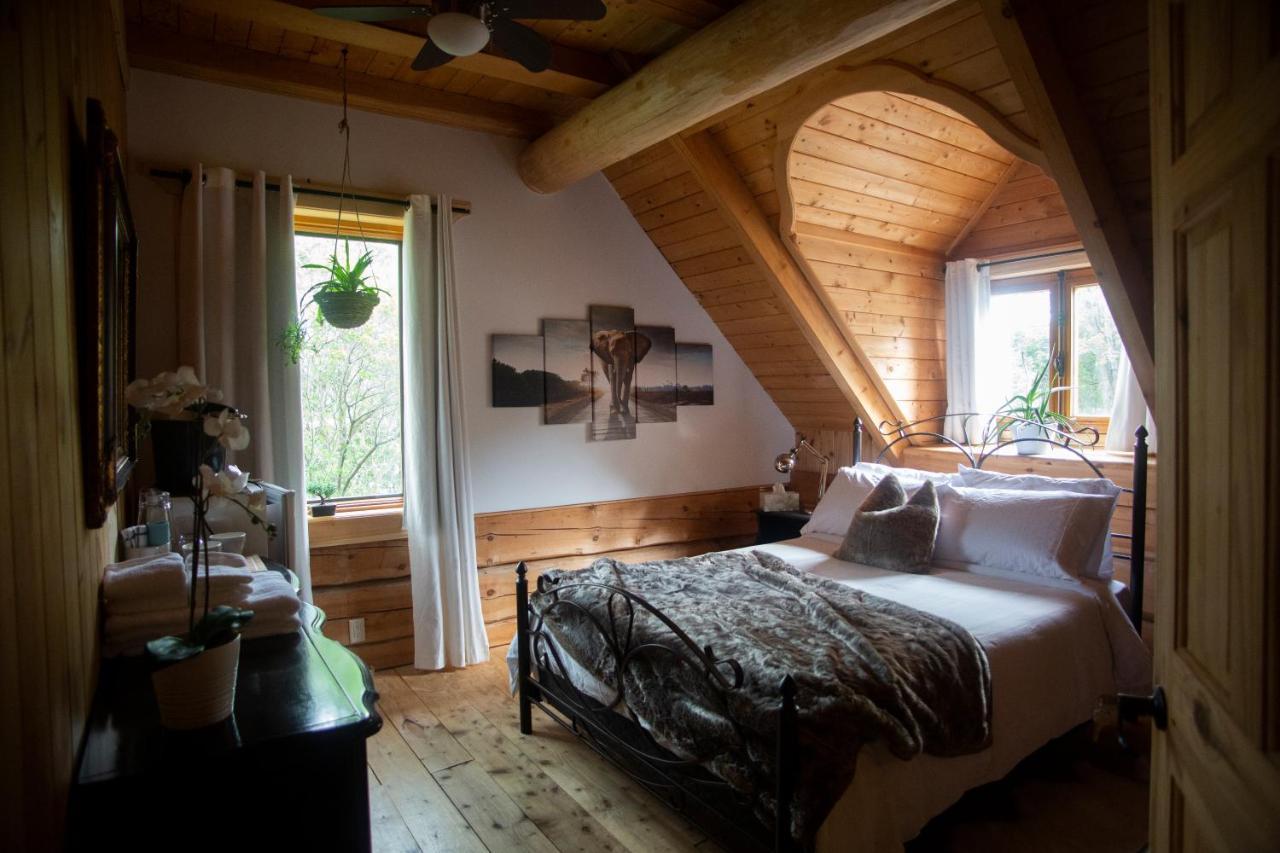 Hebergement "La Maison En Bois Rond" Sainte-Marie Kültér fotó