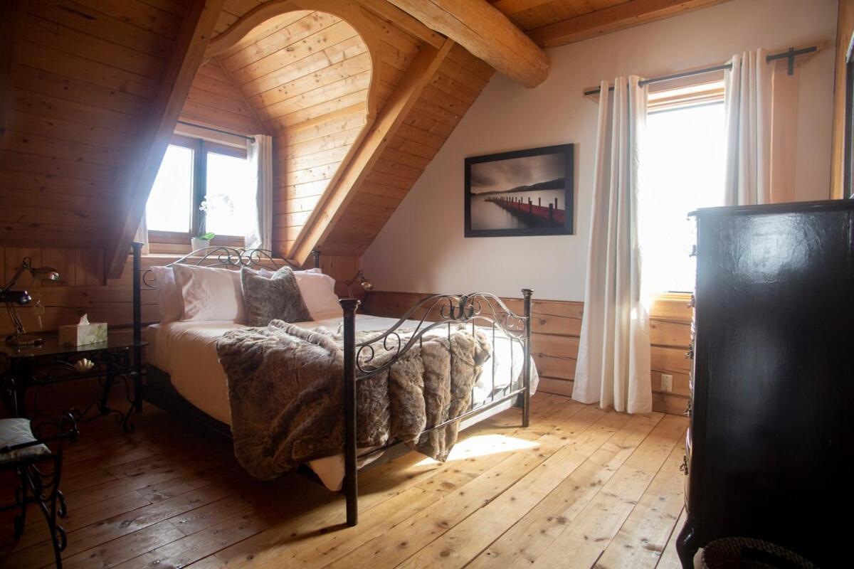 Hebergement "La Maison En Bois Rond" Sainte-Marie Szoba fotó